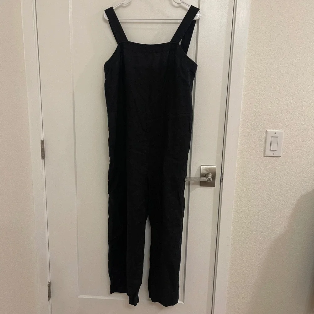 Quince Linen Black Jumpsuit Minimalist Chic Classic Luxury Basics Casual